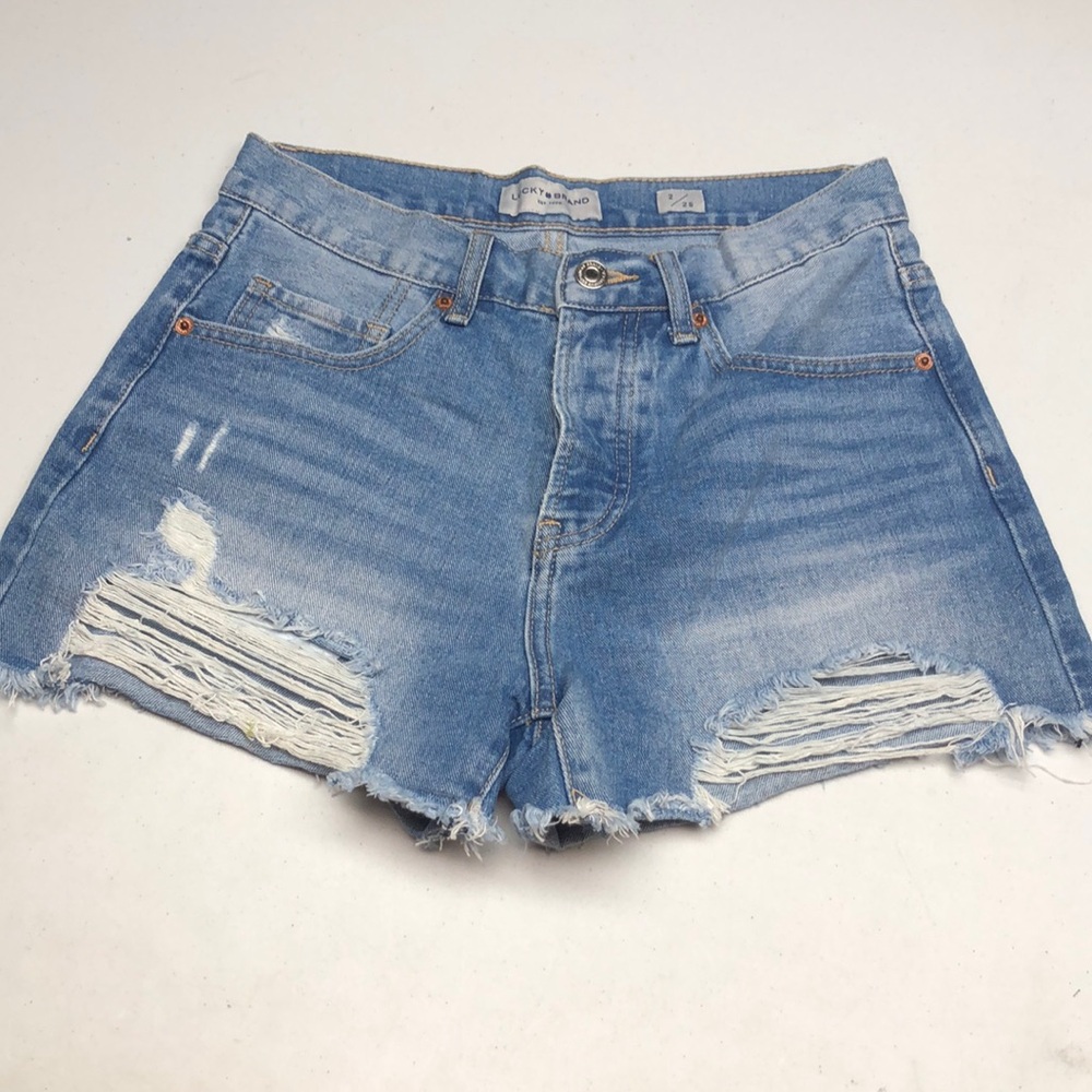 LIKE NEW LUCKY BRAND BUTTONFLY HIGH-RISE JEAN SHORTS  2/26 🍀